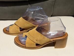 Mila Paoli Womens Size 7 Brown Block Slide Heel Sandal